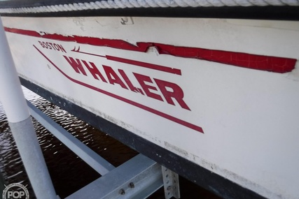 Boston Whaler Menemsha 16