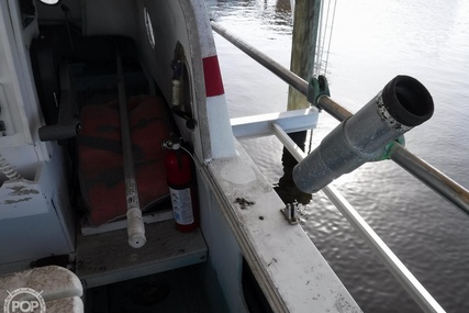 Boston Whaler Menemsha 16