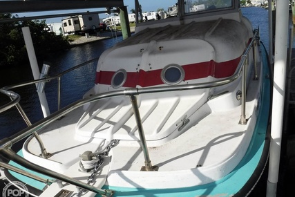 Boston Whaler Menemsha 16