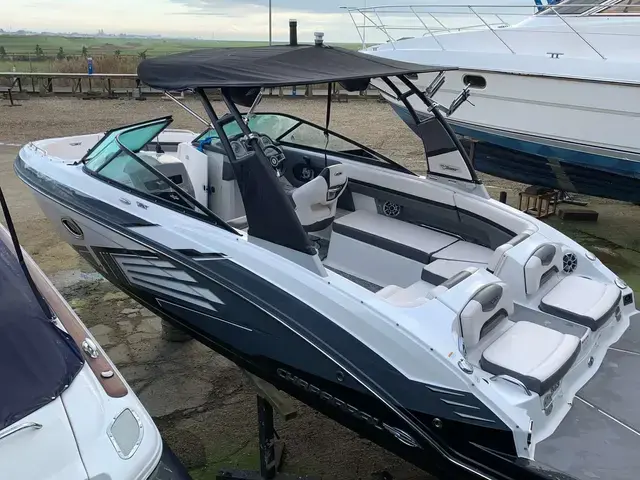 Chaparral 243 Vortex VRX