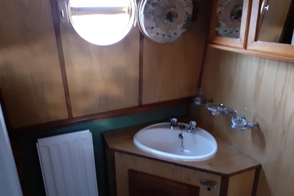 John White Now Sold Fantome 55ft Semi Trad Narrowboat