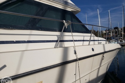 Sea Ray 410 Aft Cabin