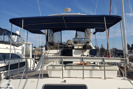 Sea Ray 410 Aft Cabin