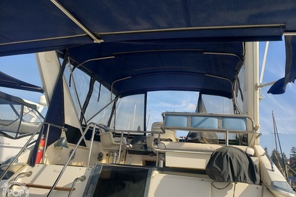 Sea Ray 410 Aft Cabin