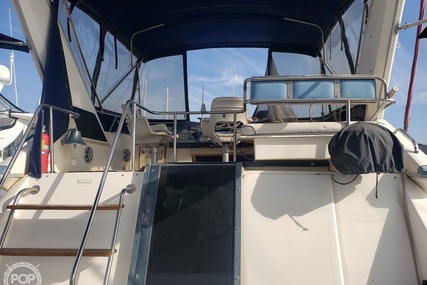 Sea Ray 410 Aft Cabin