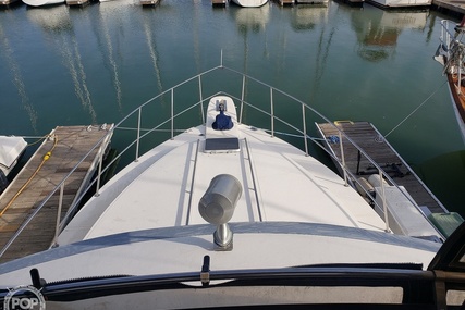 Sea Ray 410 Aft Cabin