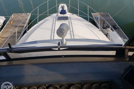 Sea Ray 410 Aft Cabin