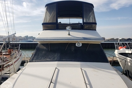 Sea Ray 410 Aft Cabin