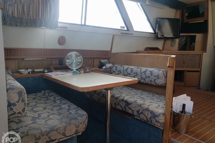 Sea Ray 410 Aft Cabin