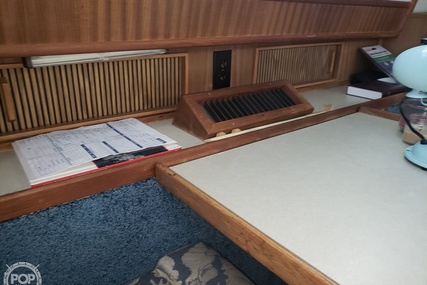 Sea Ray 410 Aft Cabin