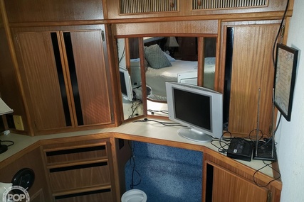 Sea Ray 410 Aft Cabin