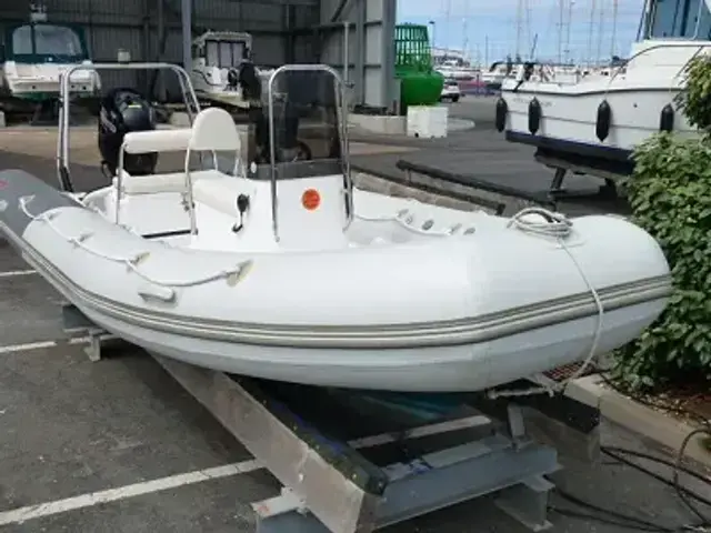 Europa sport R520 Rib