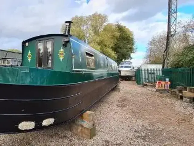 Narrowboat Lexden Swan 58