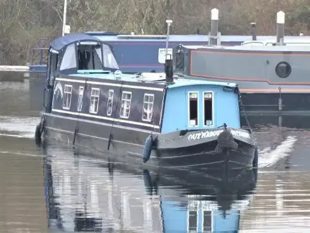 Narrowboat Alvechurch