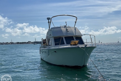 Hatteras 38 Double Cabin