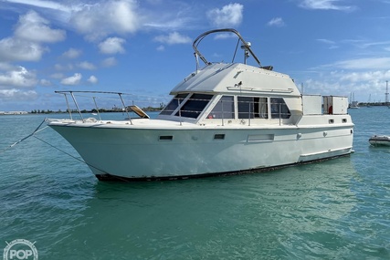 Hatteras 38 Double Cabin