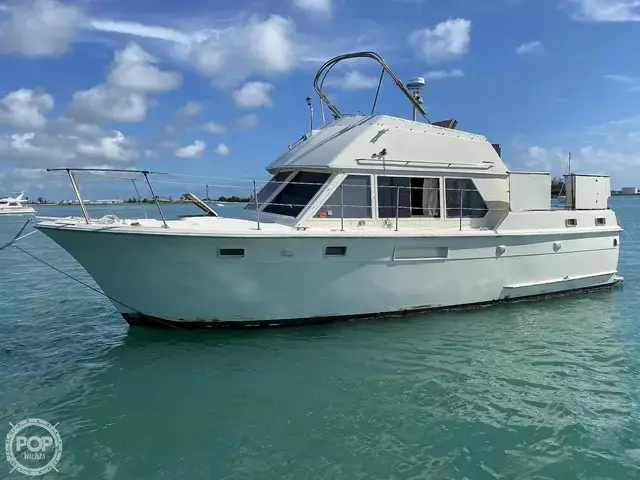 Hatteras 38 Double Cabin