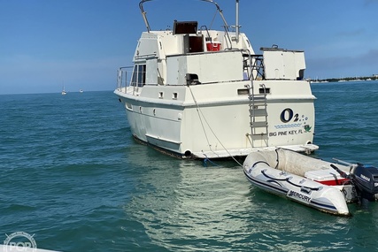 Hatteras 38 Double Cabin