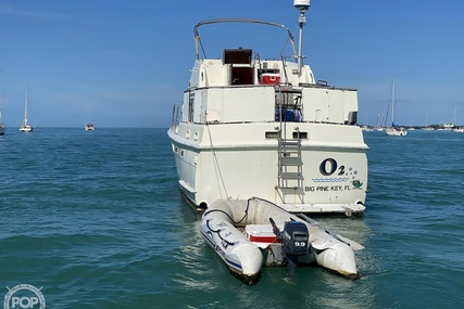 Hatteras 38 Double Cabin