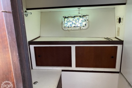 Hatteras 38 Double Cabin