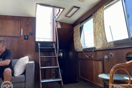 Hatteras 38 Double Cabin