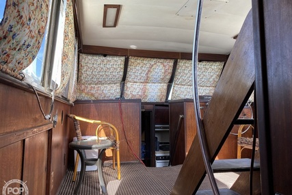 Hatteras 38 Double Cabin