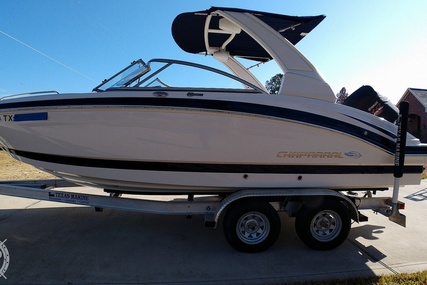 Chaparral 230 Suncoast Deluxe