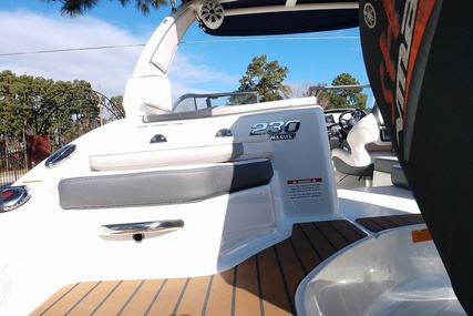 Chaparral 230 Suncoast Deluxe