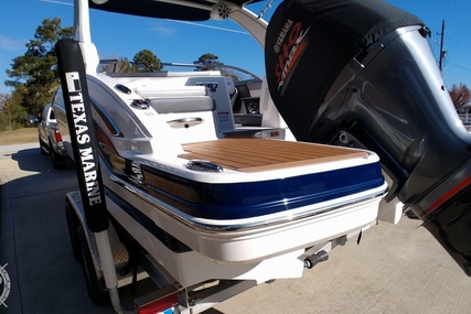 Chaparral 230 Suncoast Deluxe