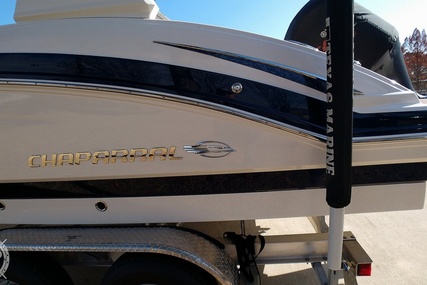 Chaparral 230 Suncoast Deluxe