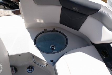 Chaparral 230 Suncoast Deluxe