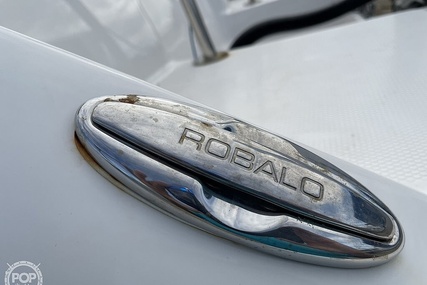 Robalo R222 Explorer