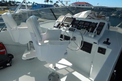 Hatteras 74 Sport Deck Motor Yacht