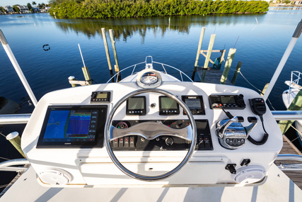 Luhrs 41 Open