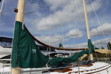 Herreshoff H 31