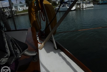 Herreshoff H 31