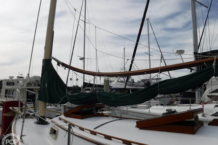 Herreshoff H 31