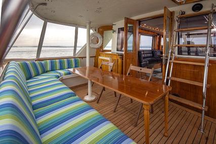 Hatteras Yacht Fisherman