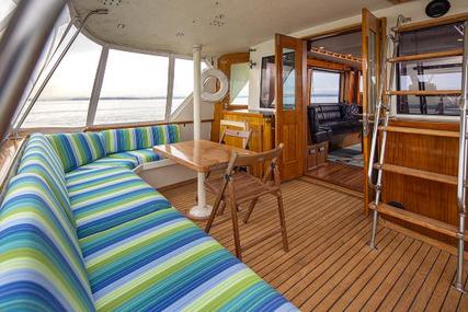 Hatteras Yacht Fisherman