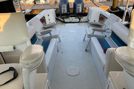 May Craft 2550 Pilothouse Cabin