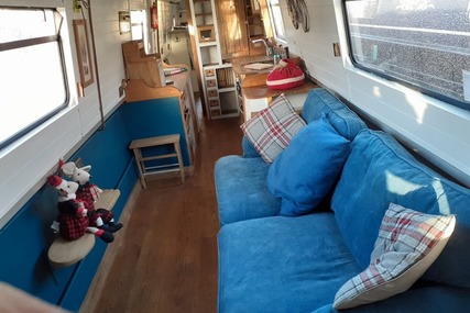 Chappell And Wright 52ft Trad Stern Narrowboat Called Skydance