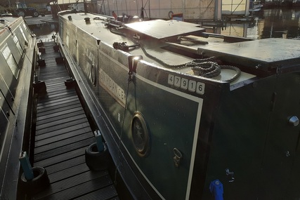 Chappell And Wright 52ft Trad Stern Narrowboat Called Skydance