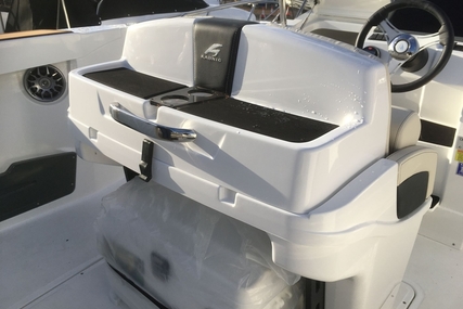 Karnic SL651 Center Console