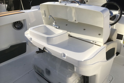 Karnic SL651 Center Console