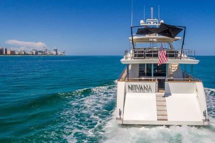 Horizon 110 Raised Pilothouse