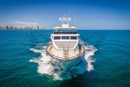 Horizon 110 Raised Pilothouse