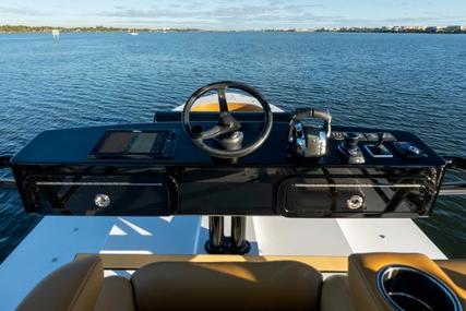 Sea Force IX 51 Center Console/Sportfish