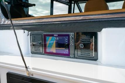 Sea Force IX 51 Center Console/Sportfish