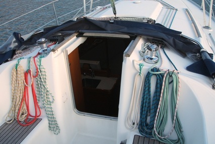 Beneteau Oceanis 331 Lifting Keel