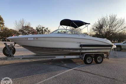 Sea Ray 230 Signature Bowrider